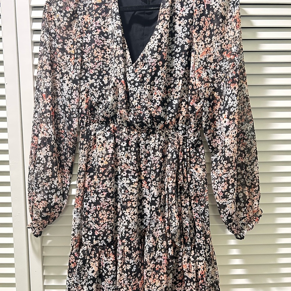 Chelsea28 Floral Long Sleeve Chiffon Dress